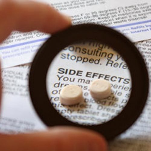 ‘Onderzoekers medicijnen houden bewust bijwerkingen achter’