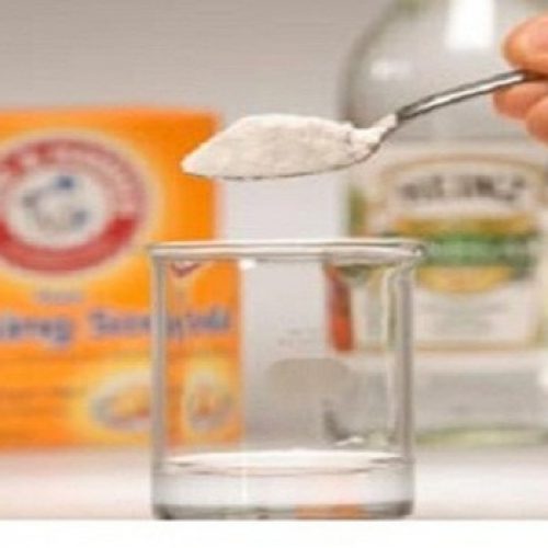 Water met azijn en baking soda: Een wondermiddel