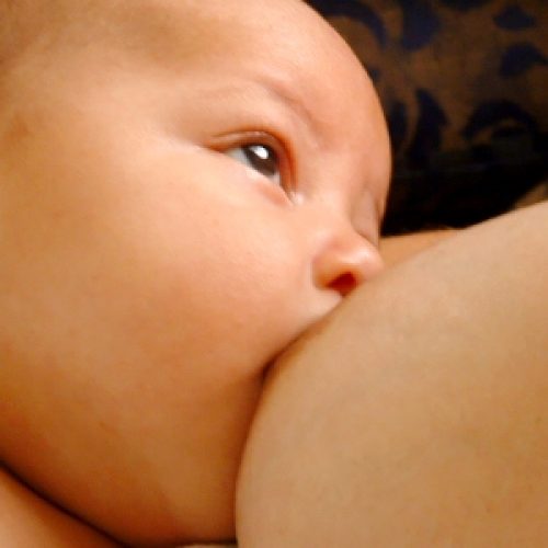 Eiwit uit borstvoeding doodt antibiotica-resistente bacteriën