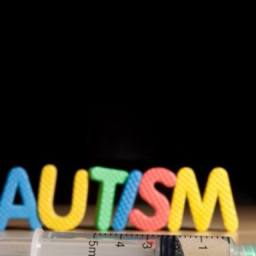 VIDEO: “Dit specifieke vaccin kan direct worden gelinkt aan autisme”