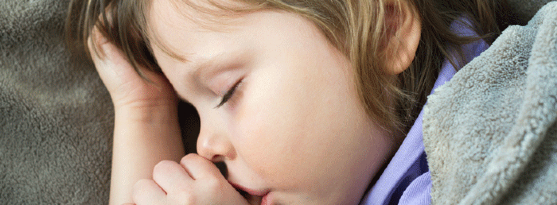 Is je kind een fervent duimzuiger of nagelbijter? Dan is er goed nieuws