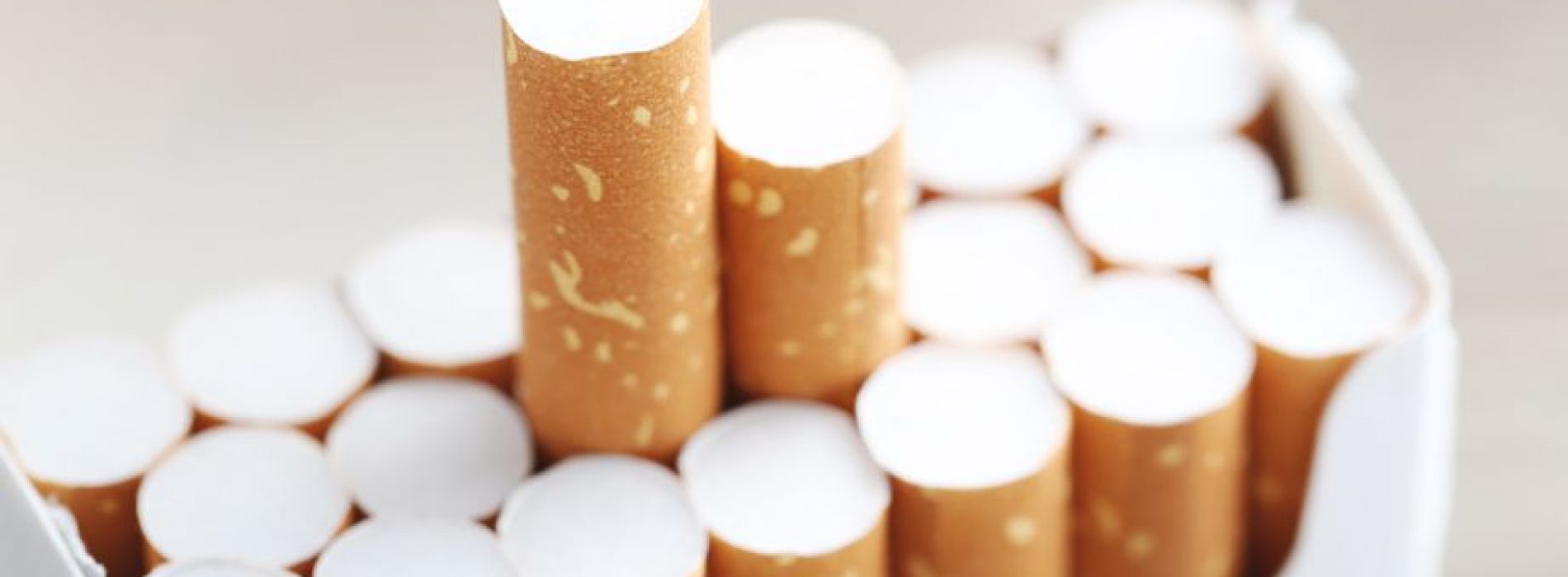 Rokers bedrogen: tabaksfabrikanten kennen gevaar ‘sjoemelsigaret’ al 35 jaar