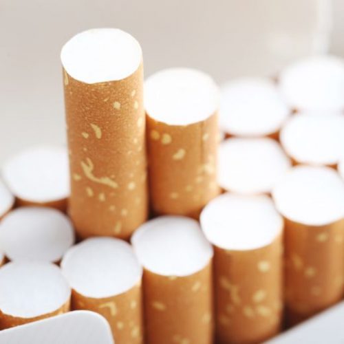 Rokers bedrogen: tabaksfabrikanten kennen gevaar ‘sjoemelsigaret’ al 35 jaar