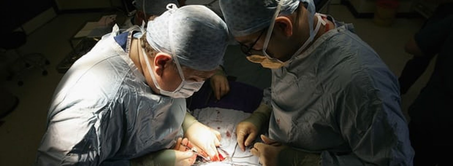 Veel operaties zijn onnodig en gevaarlijk. Vooraanstaande chirurg komt tot deze opmerkelijke inzichten