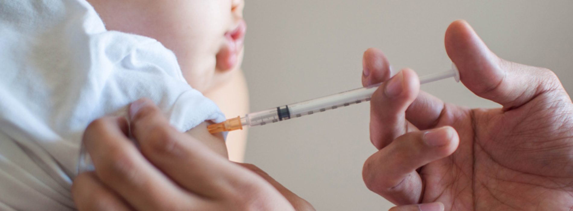 Vaccinatie Schandaal: gelekt vertrouwelijk document onthuld 36 baby’s dood na dit vaccin!