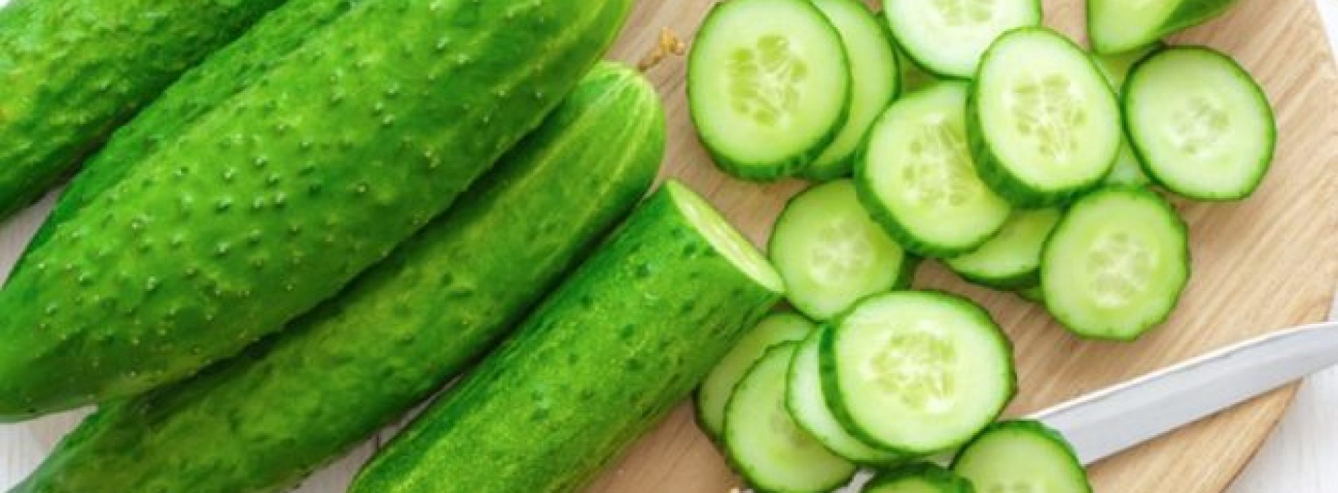 Veel mensen weten dit niet, komkommer is een ontstekingsremmend voedsel dat jichtaanvallen kan verminderen