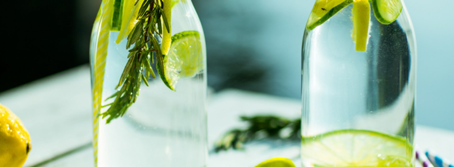 9 redenen om citroen en limoen aan uw drinkwater toe te voegen