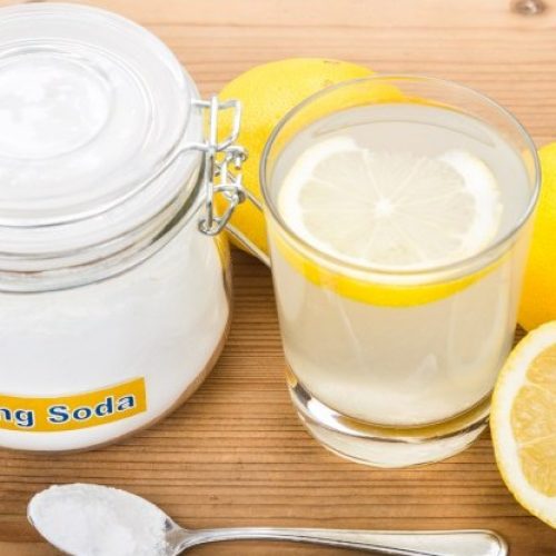 Zuiveringszout en citroensap: een geweldige combinatie voor de gezondheid van huid en darmen