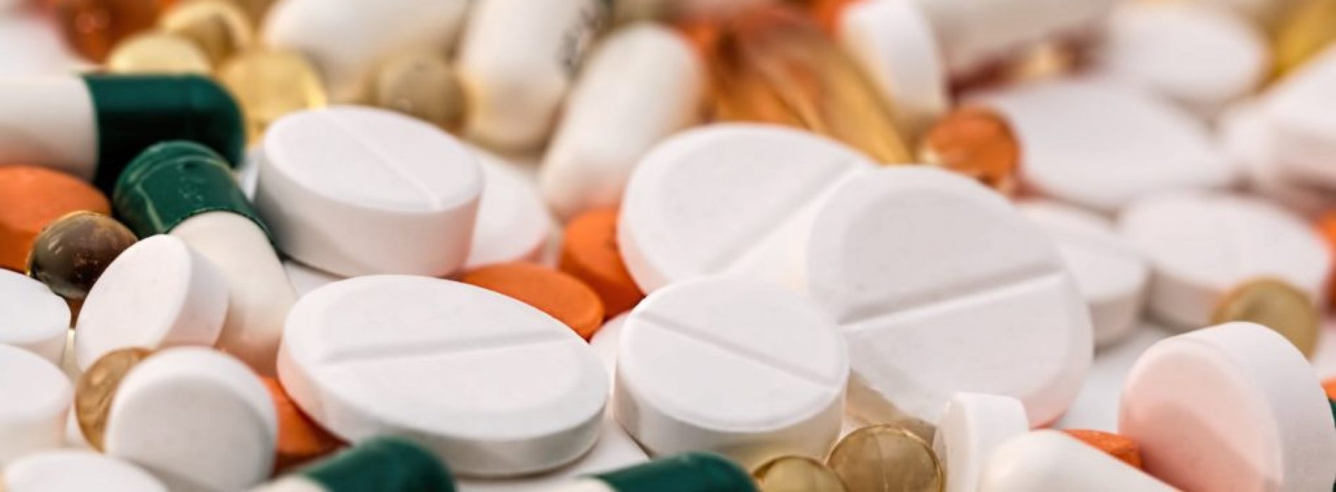 De farmaceutische industrie heeft ons in het nauw gedreven: hoe medicijnen geruisloos uw systeem binnenkomen