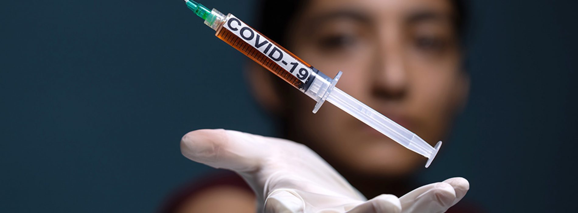Pro-life-groep waarschuwt voor COVID-vaccins gemaakt van geaborteerde baby’s, vaccinmandaten