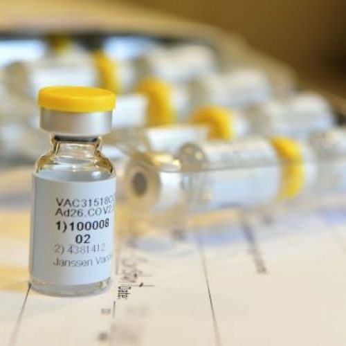 WAARSCHUWING: waarom het COVID-19-vaccin een ENORME mislukking zou kunnen worden, volgens milieugezondheidswetenschappers