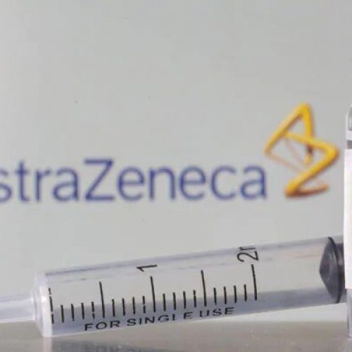 Ernstige allergie toegevoegd aan de bijwerkingen van AstraZeneca Covid: EU-regulator