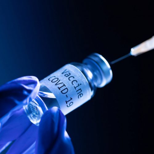 Honderden bijwerkingen van het COVID-19-vaccin, waaronder sterfgevallen gemeld