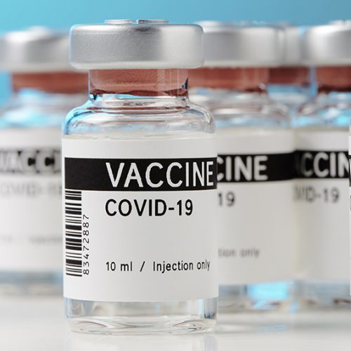 COVID-19-vaccins kunnen de wereldbevolking decimeren, waarschuwt microbioloog … en het gebeurt al in India en Brazilië