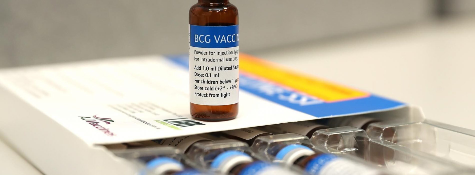 Grote BCG-onderzoeken aan de gang na aanwijzingen dat honderd jaar oud tbc-vaccin een immuunboost biedt tegen Covid-19