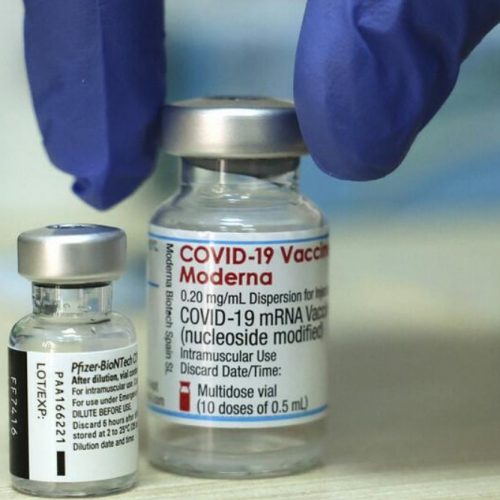 Moderna klaagt Pfizer, BioNTech aan wegens COVID-vaccins